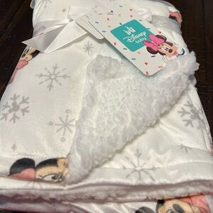 Disney Baby Minnie Mouse Cozy Soft Kids Baby Blanket